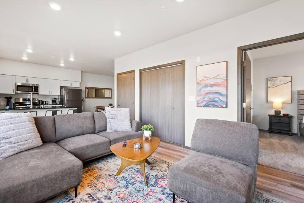 Ferienwohnung Brand New 2 Bd 2 Bth Near Dt And Perry District Spokane Exterior foto